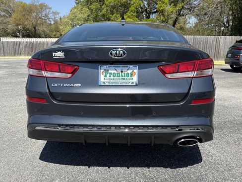 Used 2020 Kia Optima LX image 4