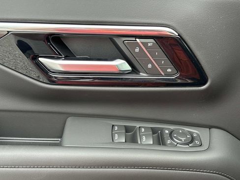 New 2026 Chevrolet Tahoe LT w/ Comfort Package RWD image 18