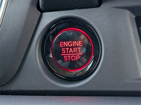 New 2025 Honda Pilot Touring image 29