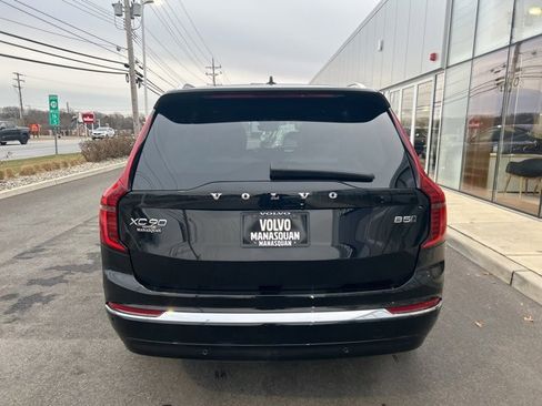 Used 2025 Volvo XC90 B5 Plus image 4