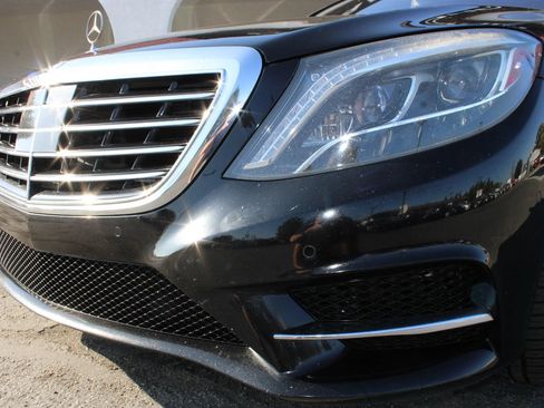 Used 2015 Mercedes-Benz S 550 Sedan image 4
