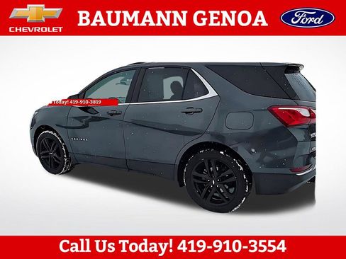 Used 2021 Chevrolet Equinox LT AWD/4WD image 2