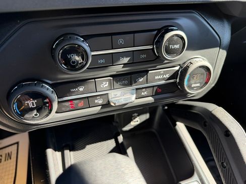 New 2026 Ford Bronco Big Bend w/ Black Diamond Package AWD/4WD image 23
