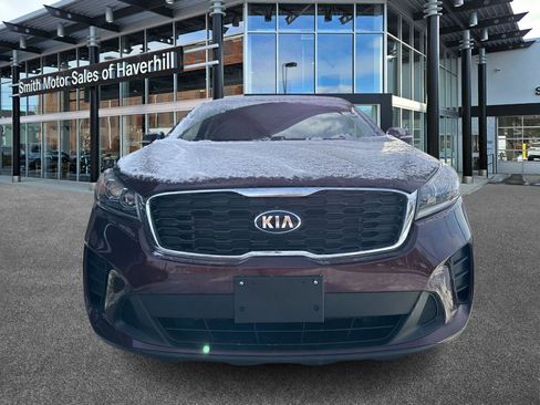 Used 2019 Kia Sorento LX image 3