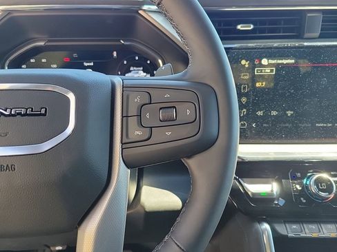 New 2025 GMC Sierra 1500 Denali AWD/4WD image 17