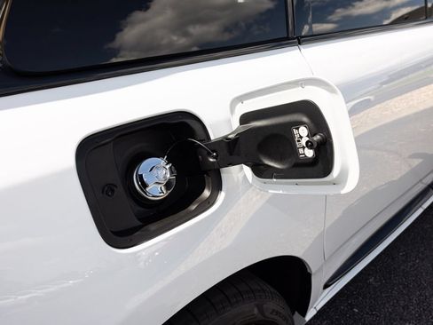 New 2027 Rolls-Royce Cullinan Black Badge AWD/4WD image 70