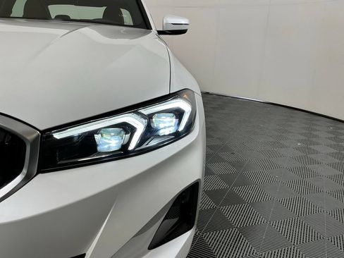Certified 2025 BMW 330i Sedan w/ Premium Package RWD image 8