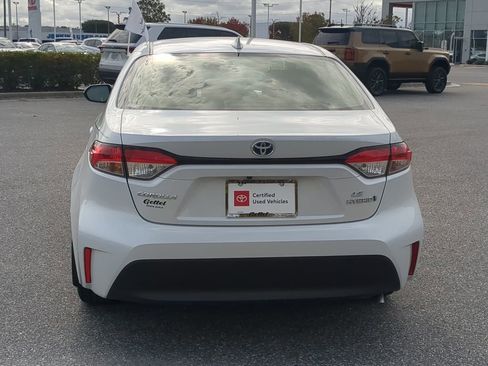 Used 2023 Toyota Corolla LE image 14