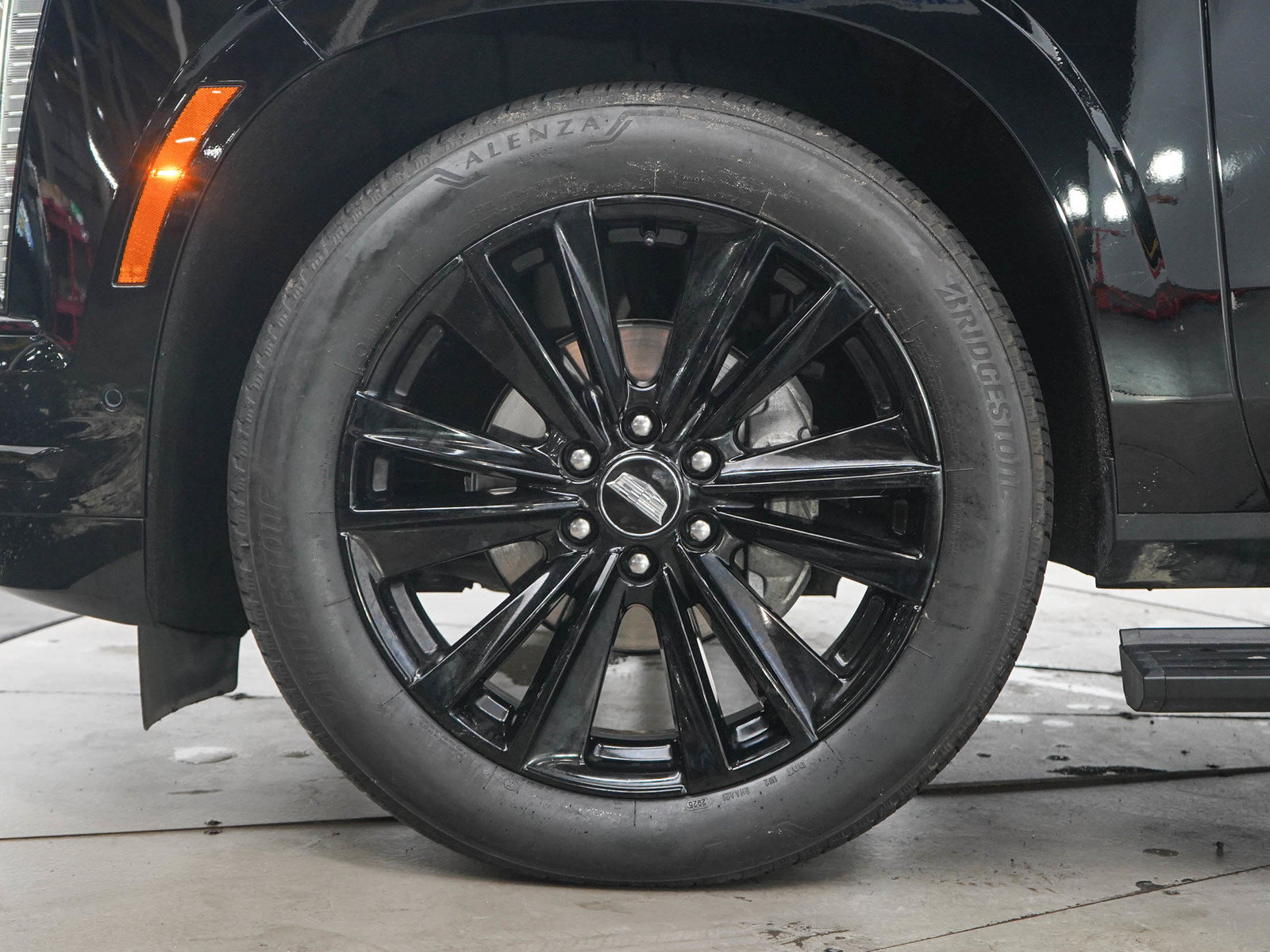 Used 2025 Cadillac Escalade Sport w/ Touring Package AWD/4WD image 34
