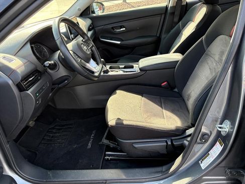 Used 2022 Nissan Sentra SR w/ Lighting Package image 16