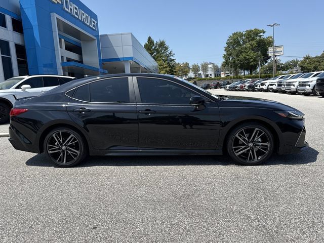 Used 2025 Toyota Camry XSE FWD image 2