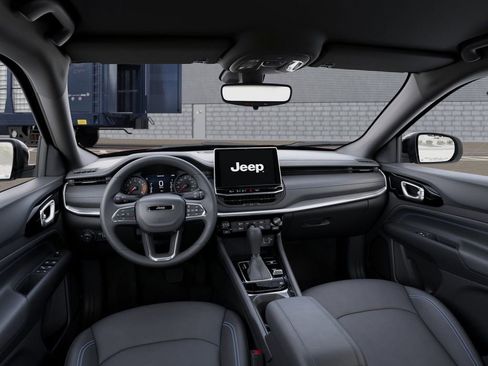 Used 2026 Jeep Compass Limited AWD/4WD image 14