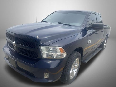Used 2019 RAM 1500 Express w/ Express Value Package AWD/4WD image 1