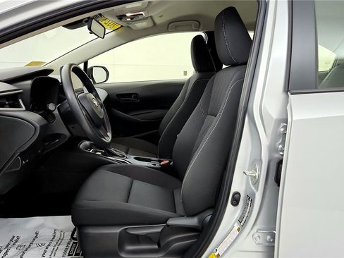 Used 2024 Toyota Corolla LE image 25