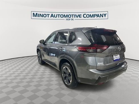 Used 2025 Nissan Rogue SV AWD/4WD image 6