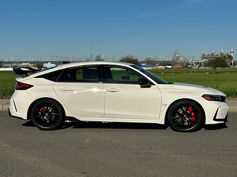 New 2025 Honda Civic Type R image 3