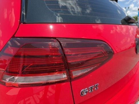 Used 2021 Volkswagen GTI SE FWD image 4