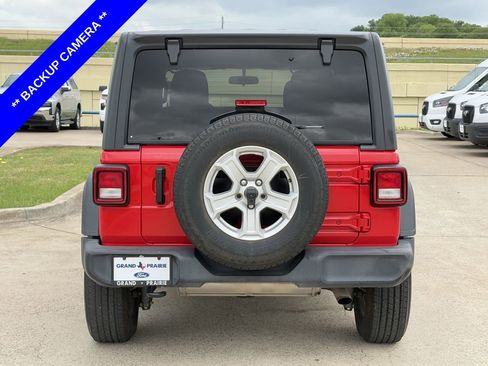Used 2021 Jeep Wrangler Unlimited Sport image 7
