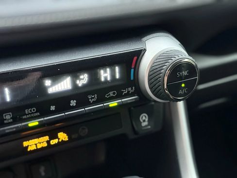 Used 2020 Toyota RAV4 XLE image 36