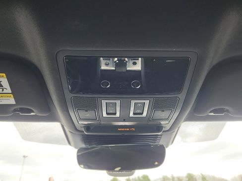 Used 2023 Jaguar F-PACE S AWD/4WD image 20