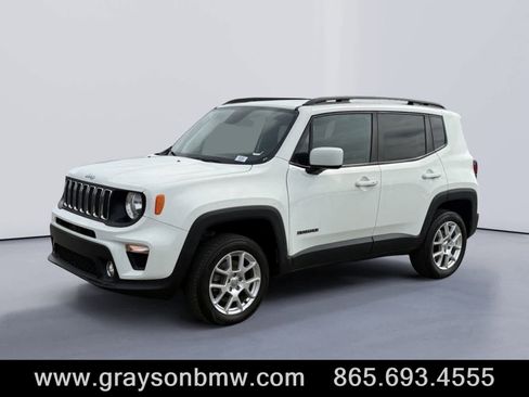 Used 2020 Jeep Renegade Latitude w/ Cold Weather Group image 7