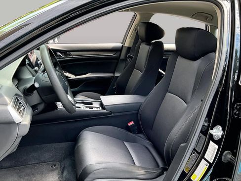 Certified 2021 Honda Accord LX image 8