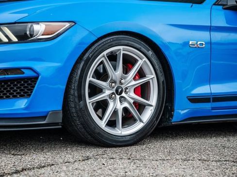 Used 2017 Ford Mustang GT Premium w/ Equipment Group 401A RWD image 42