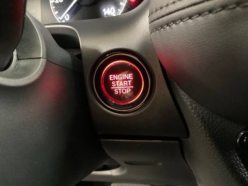 Certified 2026 Honda HR-V LX image 30