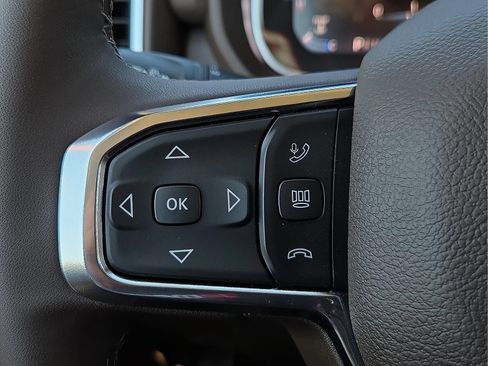 New 2026 RAM 2500 Laramie AWD/4WD image 19