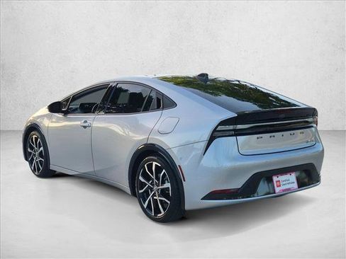Used 2026 Toyota Prius Plug-In Hybrid w/ Limited Premium Package FWD image 7