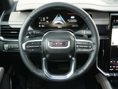 Used 2024 GMC Acadia Elevation FWD image 16