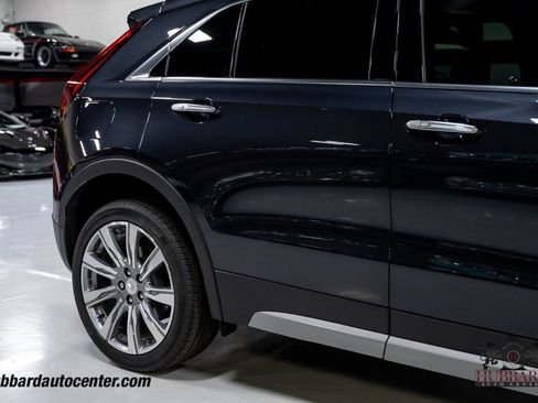 Used 2023 Cadillac XT4 Premium Luxury image 36