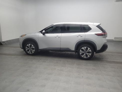 Used 2021 Nissan Rogue SV FWD image 3