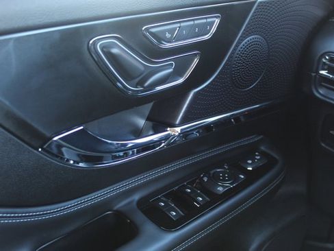 Certified 2024 Lincoln Corsair Reserve w/ Equipment Group 201A image 23