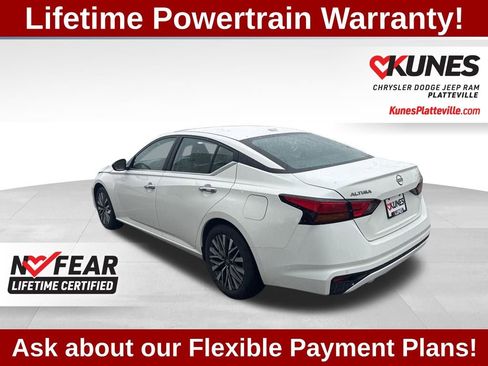 Used 2025 Nissan Altima 2.5 SV image 8