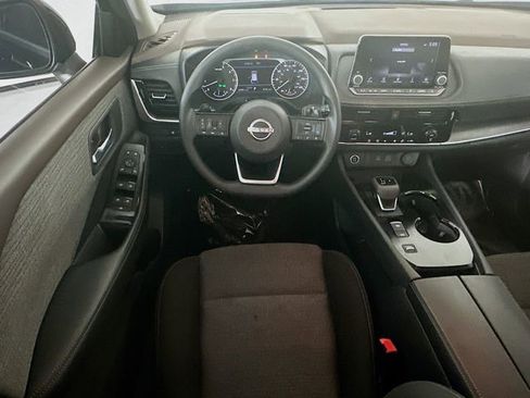 Used 2023 Nissan Rogue SV FWD image 21