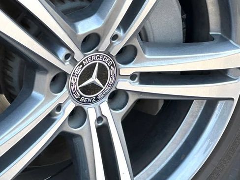 Certified 2021 Mercedes-Benz GLC 300 4MATIC image 10