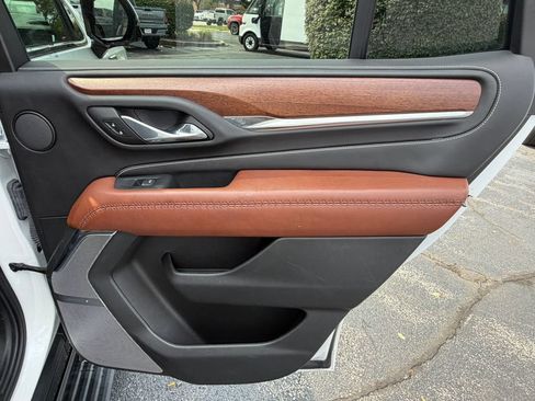 Certified 2023 GMC Yukon Denali Ultimate AWD/4WD image 21