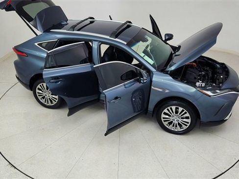 Used 2023 Toyota Venza Limited image 84