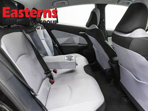 Used 2022 Toyota Prius LE FWD image 23