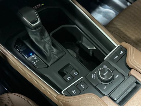 Used 2024 Toyota Grand Highlander AWD image 41