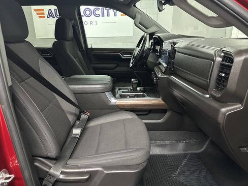 Used 2025 Chevrolet Silverado 1500 RST w/ Z71 Off-Road Package AWD/4WD image 20