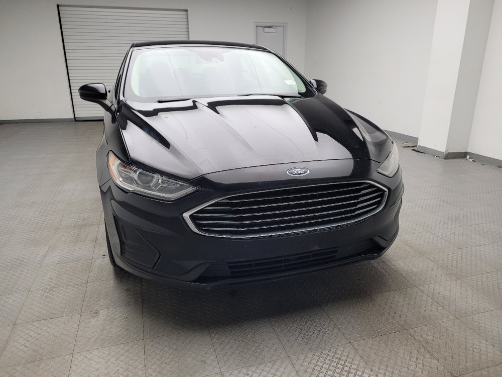 Used 2020 Ford Fusion SE FWD image 14