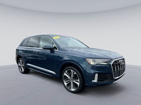 Used 2021 Audi Q7 3.0T Premium Plus w/ Premium Plus Package AWD/4WD image 11