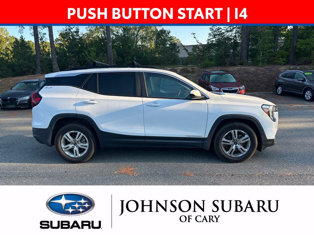 Used 2022 GMC Terrain SLE w/ Driver Convenience Package FWD image 3