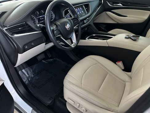 Used 2024 Buick Enclave Essence w/ Experience Buick Package FWD image 11