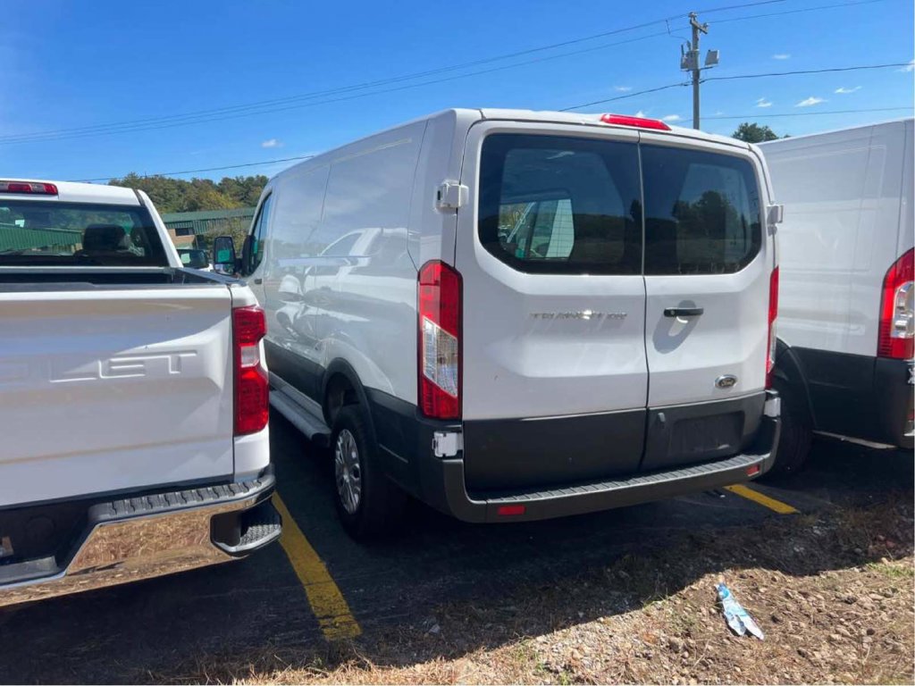 Used 2025 Ford Transit 250 Low Roof w/ Exterior Upgrade Package RWD image 4