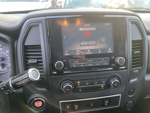 Used 2021 Nissan Titan S image 12