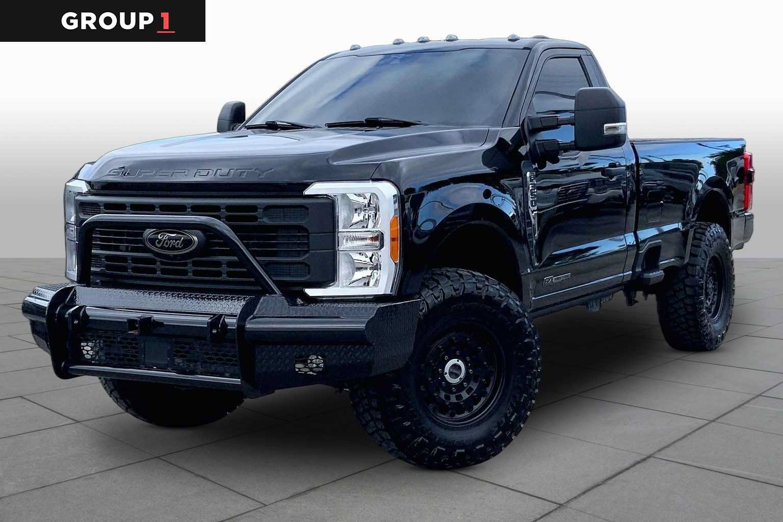 Used 2023 Ford F350 XLT w/ 360-Degree Camera Package AWD/4WD image 1