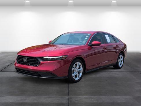 Certified 2024 Honda Accord LX image 6